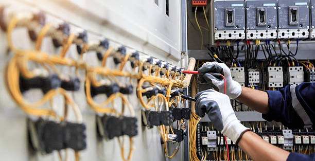 Professional Electrician technician working in Bay Park, NY